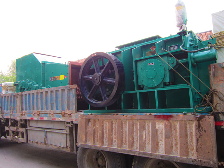 3 roll rock crusher for sale.jpg